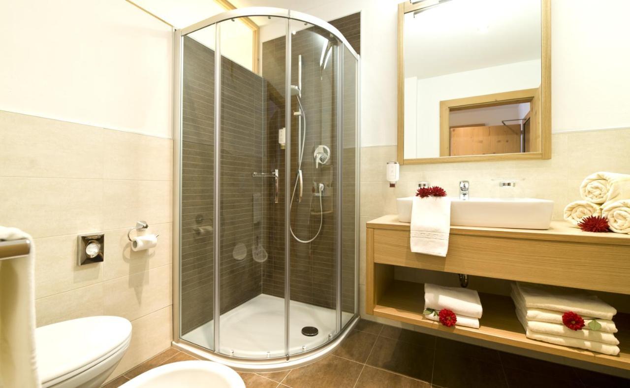 Martina Breakfast Lodge กัสเตลรอตโต ภายนอก รูปภาพ