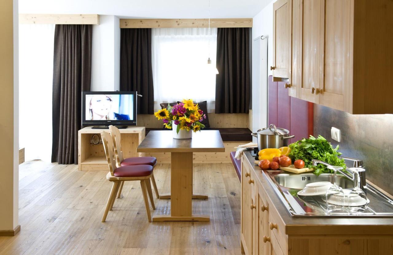 Martina Breakfast Lodge กัสเตลรอตโต ภายนอก รูปภาพ