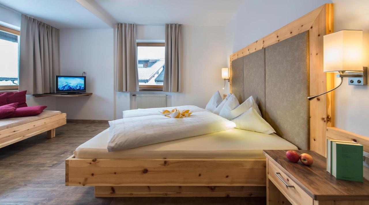 Martina Breakfast Lodge กัสเตลรอตโต ภายนอก รูปภาพ