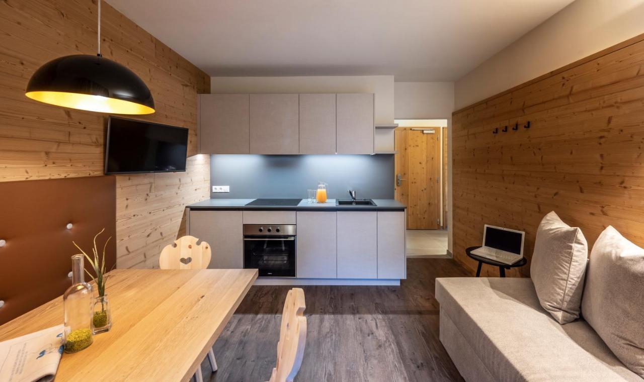 Martina Breakfast Lodge กัสเตลรอตโต ภายนอก รูปภาพ